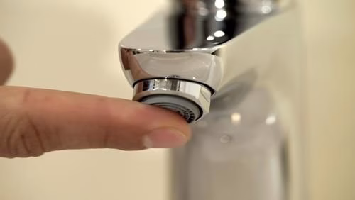 Hansgrohe Einhebel-Waschtischmischer FOCUS 70 Nennweite 15 mit Zugstangen-Ablaufgarnitur 1 1/4 Zoll chrom