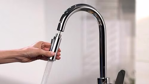 Hansgrohe Einhebel-Küchenmischer 240 FOCUS DN 15, mit Ausziehbrause chrom