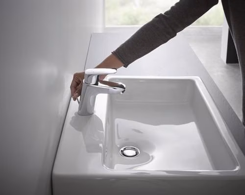 Hansgrohe Einhebel-Waschtischmischer LOGIS 70 Nennweite 15 mit Zugstangen-Ablaufgarnitur G 1 1/4 Zoll chrom