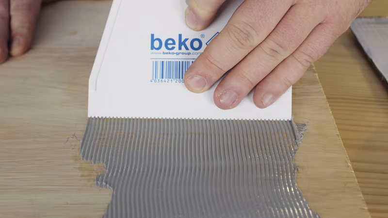 beko Leimspachtel, gezahnt Drinnen, Innenarchitektur, Person, Aluminium, Esstisch