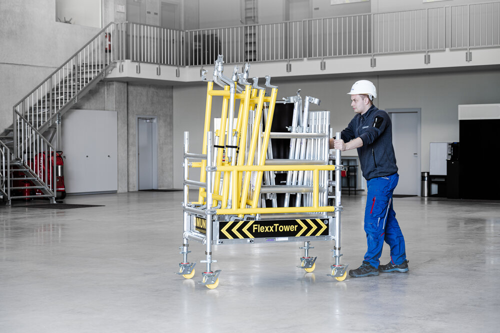 Milieubild 3814189 Munk FlexxTower SG mit vorlaufendem Geländer Plattformhöhe 2,10 m