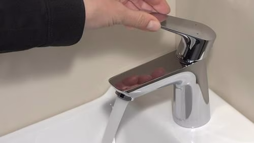 Hansgrohe Einhebel-Waschtischmischer TALIS E 80 Nennweite 15 mit Ablaufgarnitur G 1 1/4 Zoll chrom