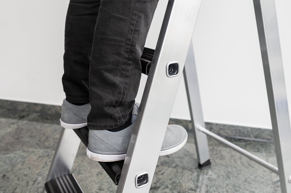 Milieubild 2178818 Munk Nachrüstsatz clip-step relax für Stufen-Stehleiter einseitig begehbar 3 Trittauflagen