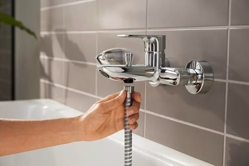 Hansgrohe Einhebel-Wannenmischer Rebris E Aufputz chrom