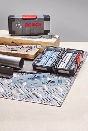 Säbelsägeblatt S 644 D Länge 150 mm Breite 19 mm Zahnteilung TPI 6 4,3 mm geschränkt, geschliffen 25 Stück / Karte BOSCH