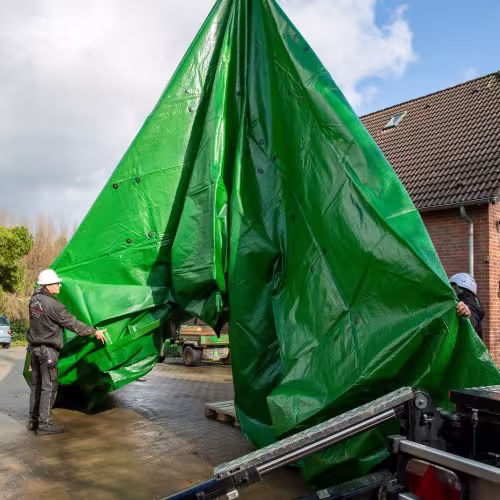 Sepa Tarp Profi Notdach mit Kranhalterung Breite 16m, Länge 16m, grün aus der Kategorie Unterdeckbahnen & Dampfsperren mit der GTIN 4027822850466 Sepa Tarp Profi Notdach von der Marke Klöber aus der Kategorie Unterdeckbahnen & Dampfsperren