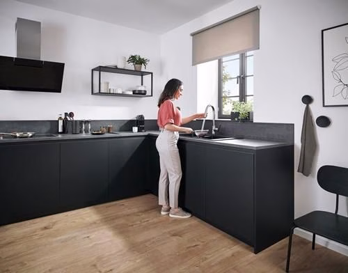 Hansgrohe Einhebel-Küchenmischer 240 FOCUS DN 15, mit Ausziehbrause chrom