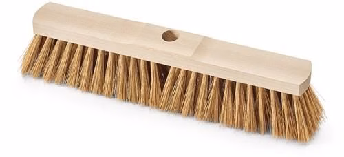 Balai en fibre synthétique polycoco, 400 mm de long, manche en hêtre avec trou pour la poignée, de la marque Balai avec corps en bois de hêtre et trou pour manche, de la catégorie des balais industriels et de voirie, référence 9000470186