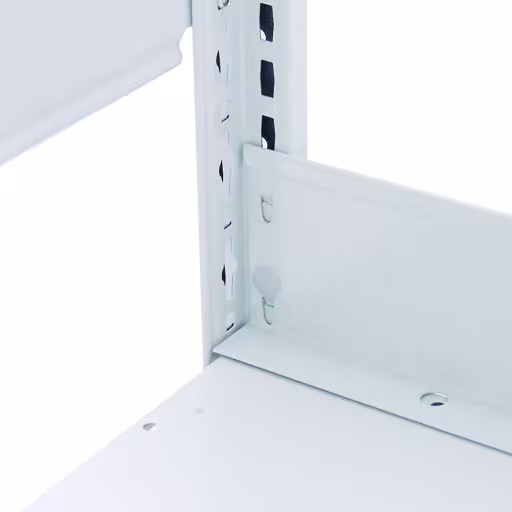 Schüttgutleiste, 90 x 1000 mm (H x B), RAL 7035 lichtgrau für MULTIplus250- und MULTIplus330-Fachböden von Schulte Lagertechnik mit der Artikelnr. 32571-40