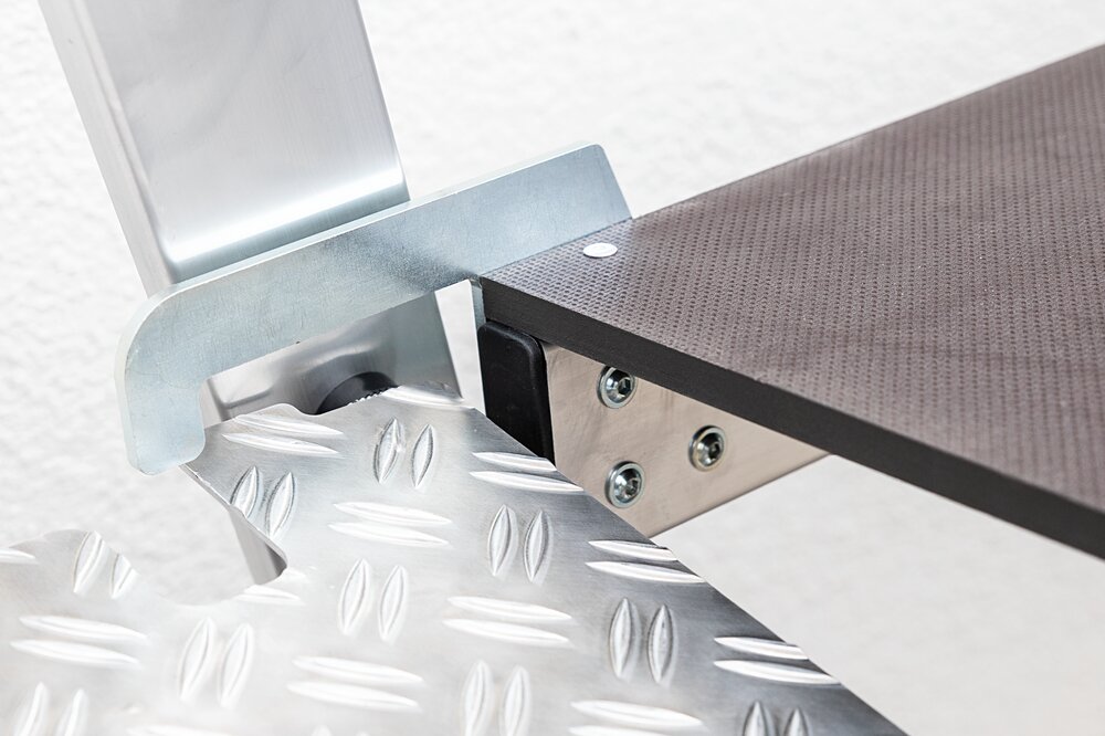 Produktbild Detailansicht 3819003 Munk Klapptritt beidseitig begehbar Alu natur 3 Stufen