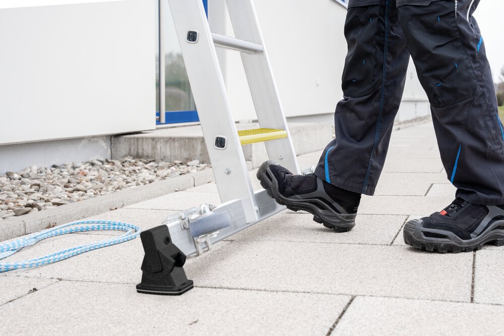 Milieubild 2179026 Munk Stufen-Seilzugleiter 2-teilig mit Handlauf und Ausstiegsholm 2x12 Stufen