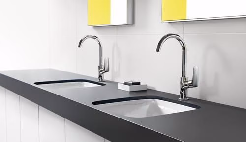 Hansgrohe Einhebel-Waschtischmischer LOGIS 210 Nennweite 15 mit Schwenkauslauf und Zugstangen-Ablaufgarnitur G 1 1/4 Zoll chrom