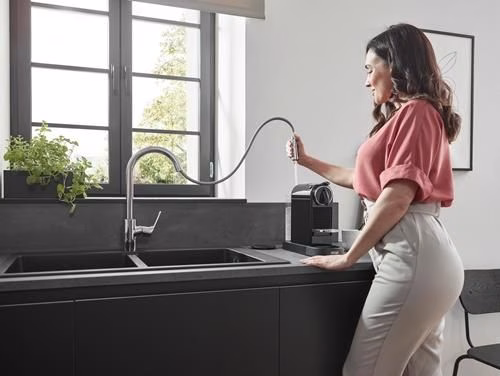 Hansgrohe Einhebel-Küchenmischer 240 FOCUS DN 15, mit Ausziehbrause chrom