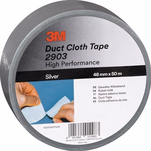 Ruban adhésif textile argenté Scotch® 2903, rouleau de 50 m de long et 48 mm de large, de marque 3M. Ruban adhésif textile Scotch® 2903, 50 m de long, 48 mm de large, rouleau, 3M, de la catégorie des rubans adhésifs et rubans d'étanchéité, référence 4000310027