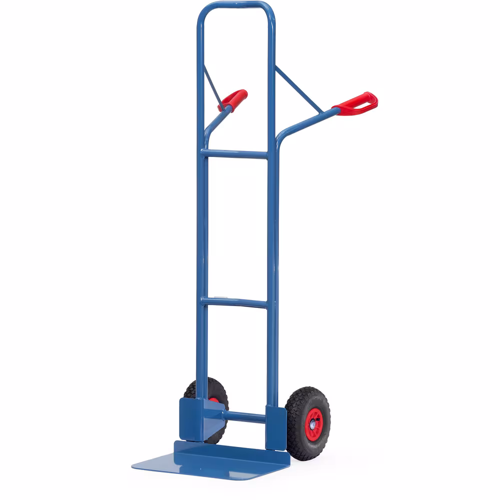 Stapelkarre B1328L Bereifung Luft aus der Kategorie Karren mit der GTIN 4017976841328 Stapelkarre 1600 mm stabile Schweißkonstruktion, pulverbeschichtet blau RAL 5007, mit Sicherheitsgriffen von der Marke Fetra aus der Kategorie Karren