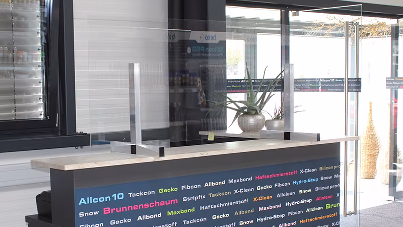 Doppelseitiges Klebeband Pro Tack 1000 - glasklar UV-beständig, 19 mm x 10 m Tabelle, Pflanze, Pflanze im Topf, Schreibtisch, Empfang