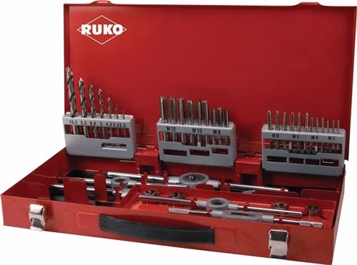 Gewindeschneidzeugsatz M3-M4-M5-M6-M8-M10-M12 44-teilig HSS RUKO von der Marke Ruko Gewindeschneidzeugsatz M3-M4-M5-M6-M8-M10-M12 44-teilig HSS RUKO aus der Kategorie Gewindeschneidwerkzeuge mit der Teilenummer 8000421445
