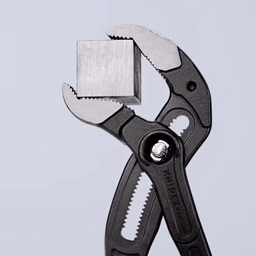 Detailbild 3976117 Rohr- und Wasserpumpenzange Cobra® Länge 400mm Spannweite 95mm poliert Kunststoff-Überzug KNIPEX