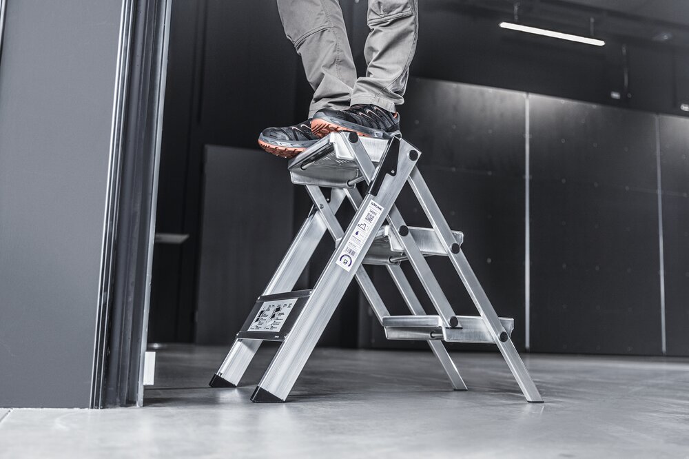 Munk ML Kompakt-Tritt 2 Stufen Alu-Quintett-Design