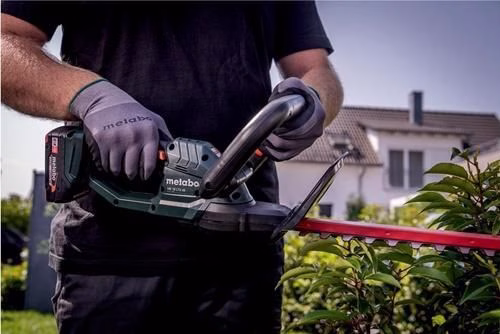 Akku-Heckenschere HS 18 LTX 55 18V Schnitt-L530xS19mm METABO