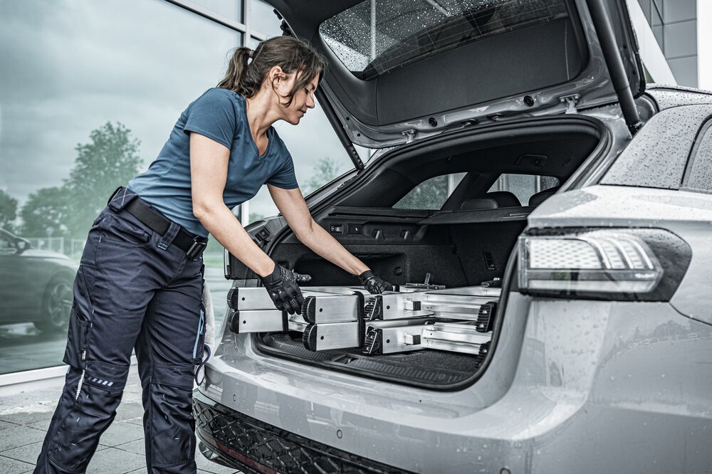 Munk Stufen-Stehleiter beidseitig begehbar steckbar 2x4 Stufen