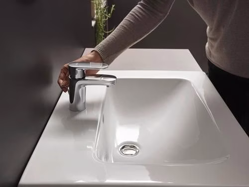 Hansgrohe Einhebel-Waschtischmischer VERNIS Blend 70 mit Zugstangen-Ablaufgarnitur 1 1/4 Zoll chrom