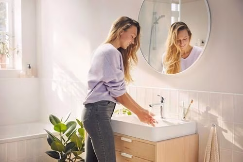 Hansgrohe Einhebel-Waschtischmischer REBRIS S 110 CoolStart ohne Ablaufgarnitur chrom