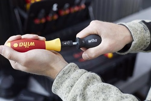 Drehmomentschraubendreher-Satz 13-teilig 0,8 - 5 Nm Schlitz / PH / PZD / plusminus WIHA
