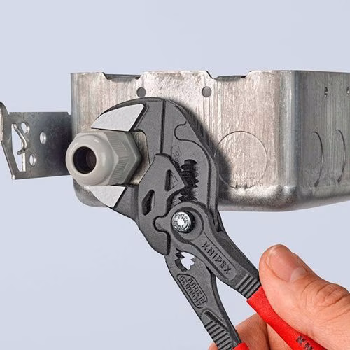 Pince multiprise, 180 mm de long, noire métallisée, ouverture des mâchoires de 40 mm, revêtement plastique, KNIPEX