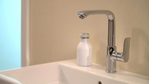 Detailbild 3971292 Hansgrohe Einhebel-Waschtischmischer METRIS 230 Nennweite 15 mit Schwenkauslauf Zugstangen-Ablaufgarnitur G 1 1/4 Zoll chrom