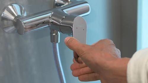 Hansgrohe Einhebel-Brausenmischer FOCUS Aufputz Nennweite 15 chrom