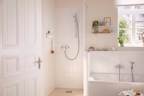 Hansgrohe Einhebel-Wannenmischer Rebris S Aufputz chrom
