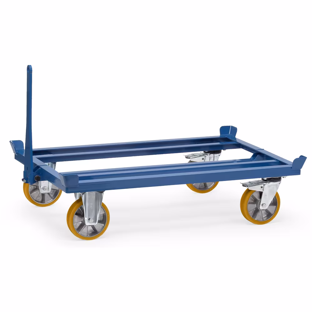 Paletten-Fahrgestell 22601 - als Routenzug für Flachpaletten und Gitterboxen im Euromaß, einfache seitliche Be- und Entladung mittels Gabelstapler von der Marke Fetra aus der Produktreihe Transportsysteme