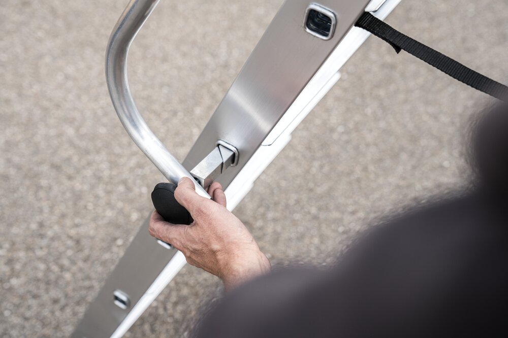 Produktbild Detailansicht 3813415 Munk Handlauf steckbar für Sprossen-/Stufenabstand 280/263 mm Länge 1,4 m