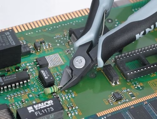 Präzisions-Elektronik-Seitenschneider ESD Länge 125mm Form 3 Facette ja,sehr klein poliert KNIPEX