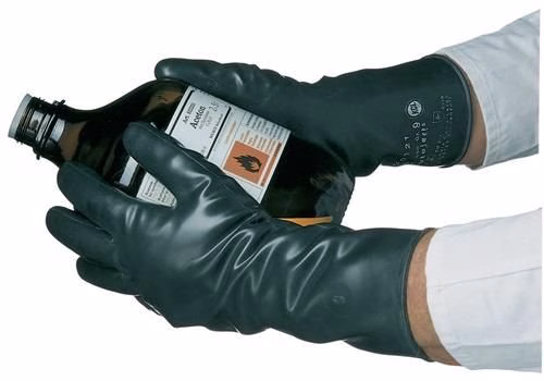 Gants de protection chimique Butoject 898, taille 8, noirs, conformes aux normes EN 388 et EN 374 EPI III, marque HONEYWELL Gants chimiques Butoject 898, EPI catégorie III, HONEYWELL, de la catégorie des gants de protection chimique, référence 4000371643