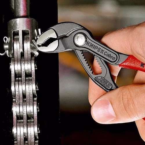 Detailbild 3982966 Wasserpumpenzange Cobra® Länge 125mm Spannweite 27mm poliert Kunststoff-Überzug KNIPEX